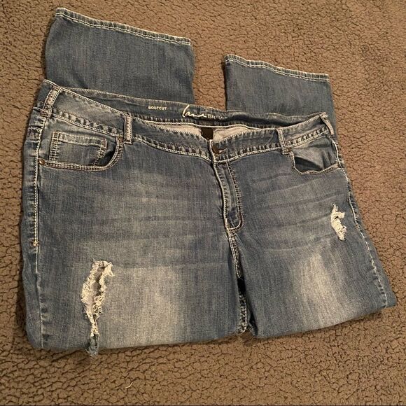 Lane Bryant Jeans Size 28 Petite - Picture 2 of 13